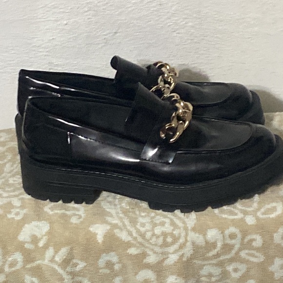 ZARA black slick gold chain👞40/9 Starter Tank USA-Small - Picture 14 of 17